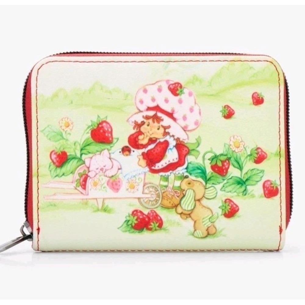 NWT Loungefly Strawberry Shortcake Custard Gardening Red Zip Wallet Strawberries
